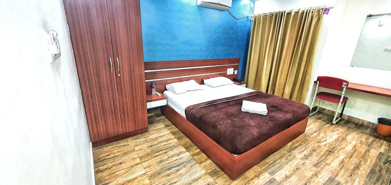 Hotel Palm Suite Μπανγκαλόρ Εξωτερικό φωτογραφία